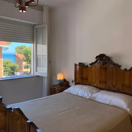 Apartment Holidaysun In Via Liguria